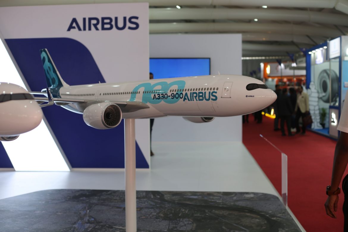 Model samolotu Airbusa, fot. Aerospace Trek / Shutterstock Model samolotu Airbusa, fot. Aerospace Trek / Shutterstock