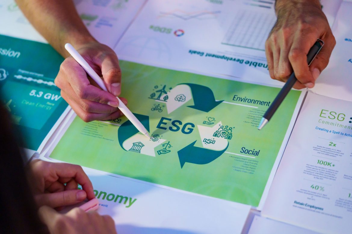 ESG, biznes, fot. wee dezign / Shutterstock ESG, biznes, fot. wee dezign / Shutterstock