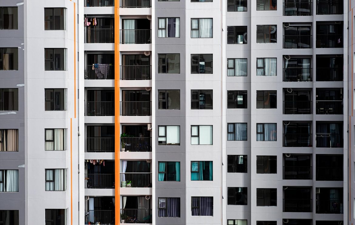 Ceny najmu mieszkań, rynek nieruchomości, akademik, mieszkania, fot. Pixabay/HAI DAO