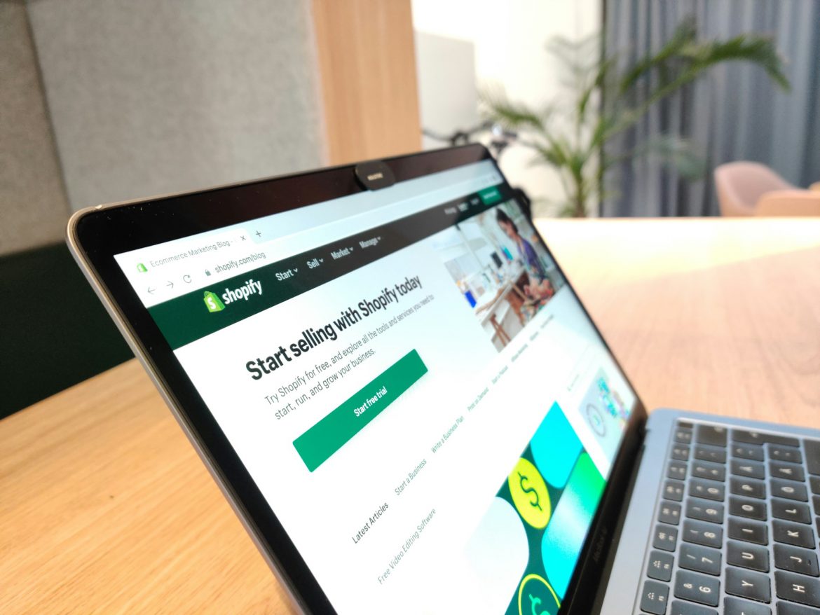 Sklepy internetowe, polskie e-commerce, sprzedaż przez internet, fot. Unsplash/hookle.app Sklepy internetowe, polskie e-commerce, sprzedaż przez internet, fot. Unsplash/hookle.app