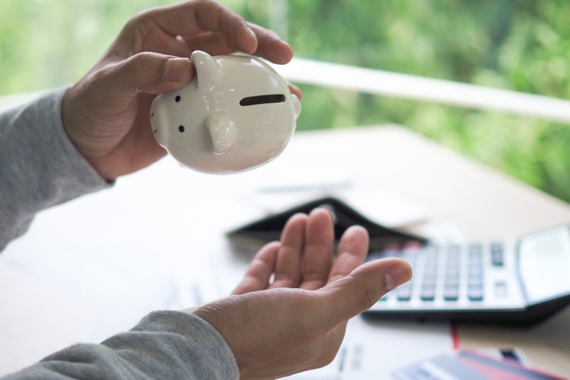 Oszczędności Polaków, oszczędzanie, inwestycje, fot. Vecteezy/nuttawan jayawan Oszczędności Polaków, oszczędzanie, inwestycje, fot. Vecteezy/nuttawan jayawan