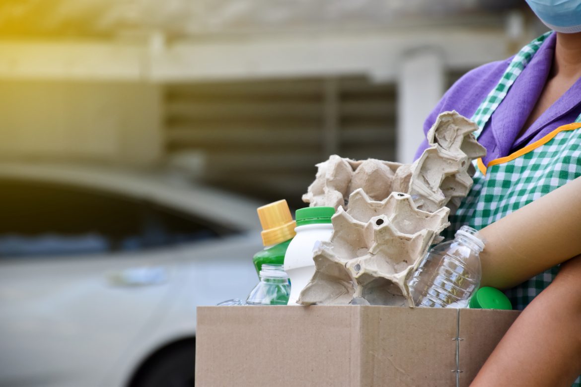 Odpady opakowaniowe, opakowania, ROP, rozszerzona odpowiedzialność producenta, śmieci, fot. Vecteezy/Sophon Nawit