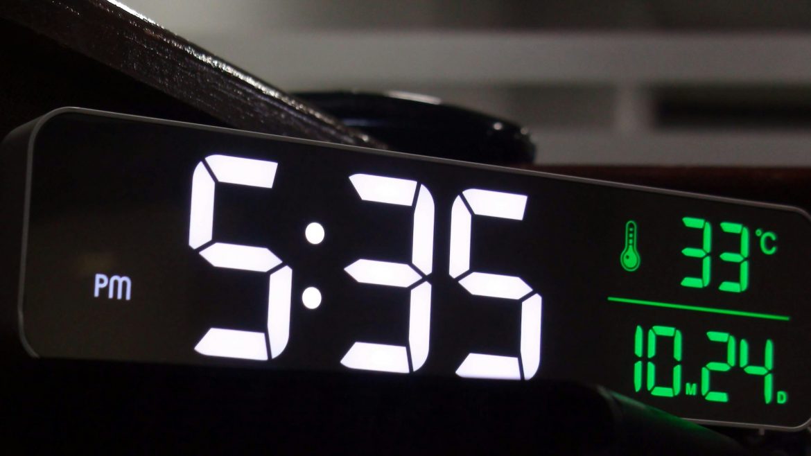 Gal4TSync, synchronizacja czasu, zegary, fot. Unsplash/Muneeb Ul Hassan Khan