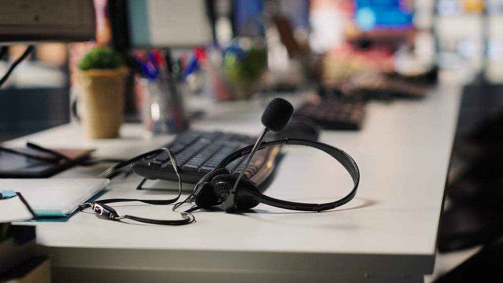 AI w contact center. USA i UE wymuszają pełną przejrzystość w obsłudze klienta