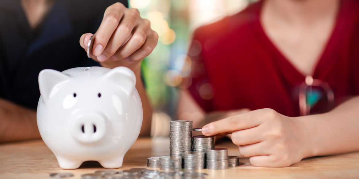 Oszczędności, oszczędzanie, aktywność finansowa Polaków, finanse osobiste, fot. Vecteezy/Thanakorn Lappattaranan