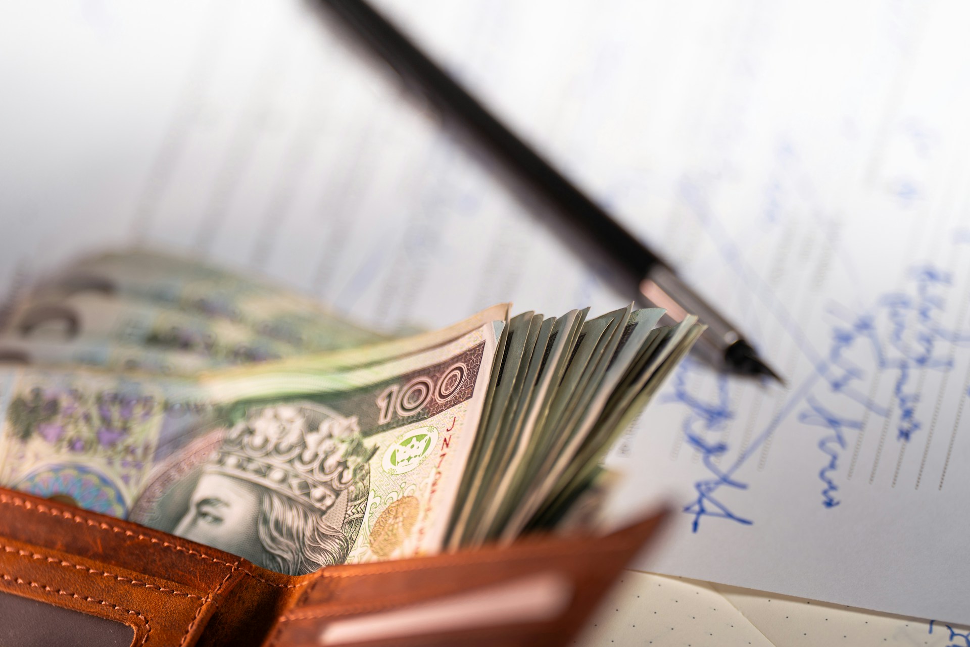 Finansowe plany Polaków. Chcą mniej wydawać i być bardziej ostrożni