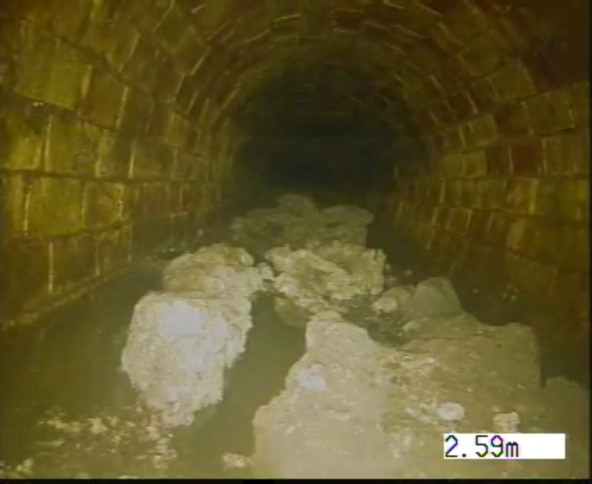 Fatberg pod Londynem, olej w zlewie, fot. Thames Water