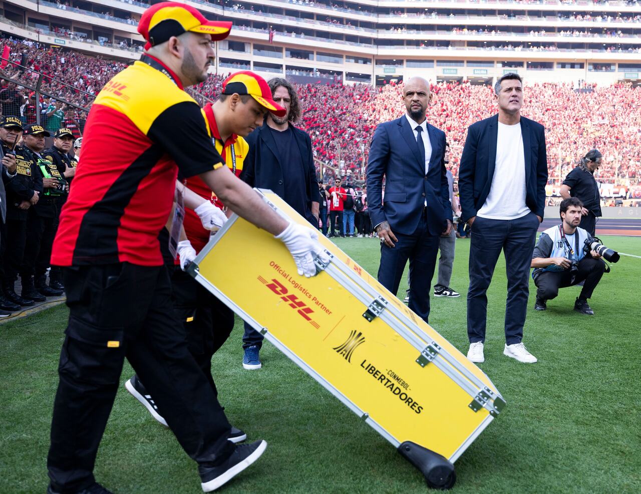 Od antylop po puchar Libertadores. DHL o nietypowych operacjach logistycznych