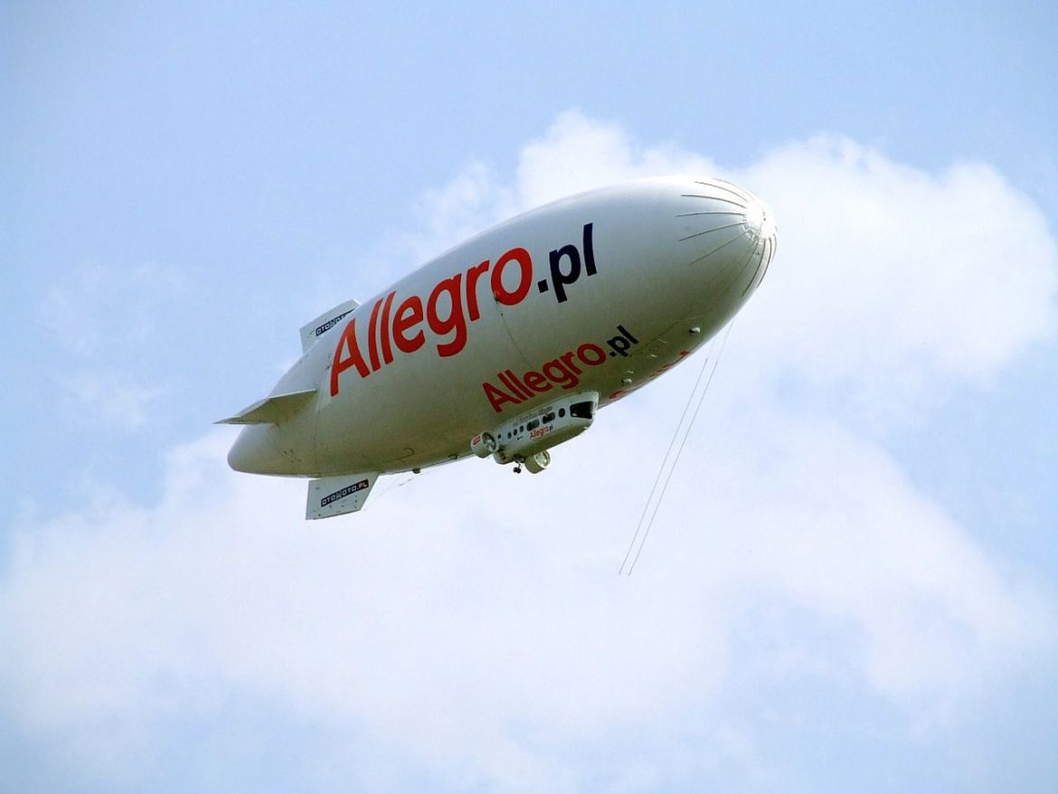 Sterowiec Allegro nad poznaniem, fot. Wikimedia Commons/Hubert Śmietanka