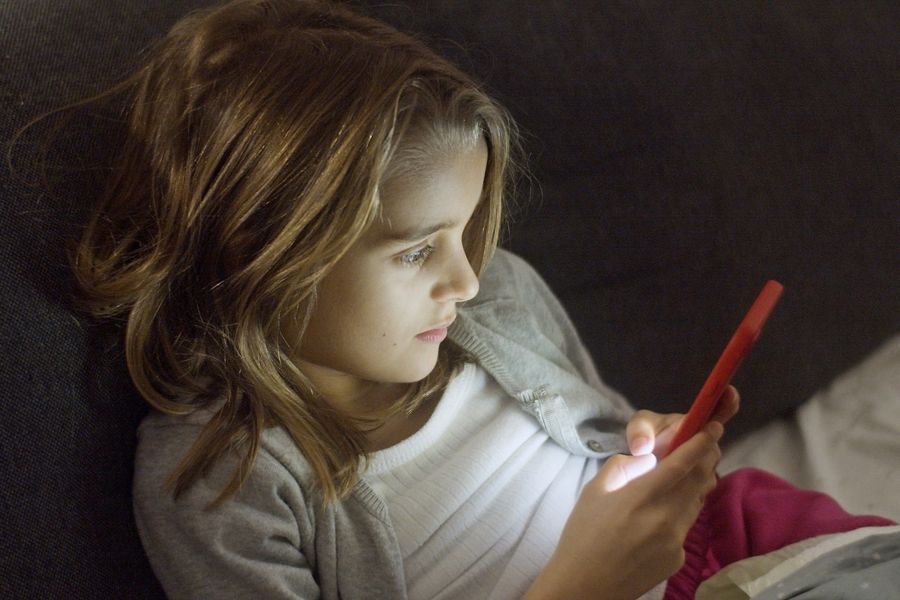50 kont i zero próśb o dowód wieku. Zakaz social mediów dla dzieci ma lukę