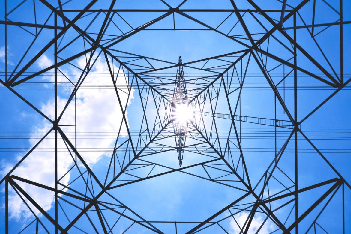 Energetyka, sieci energetyczne, OZE, przesył energii, ceny prądu, fot. Vecteezy/Prapat Aowsakorn