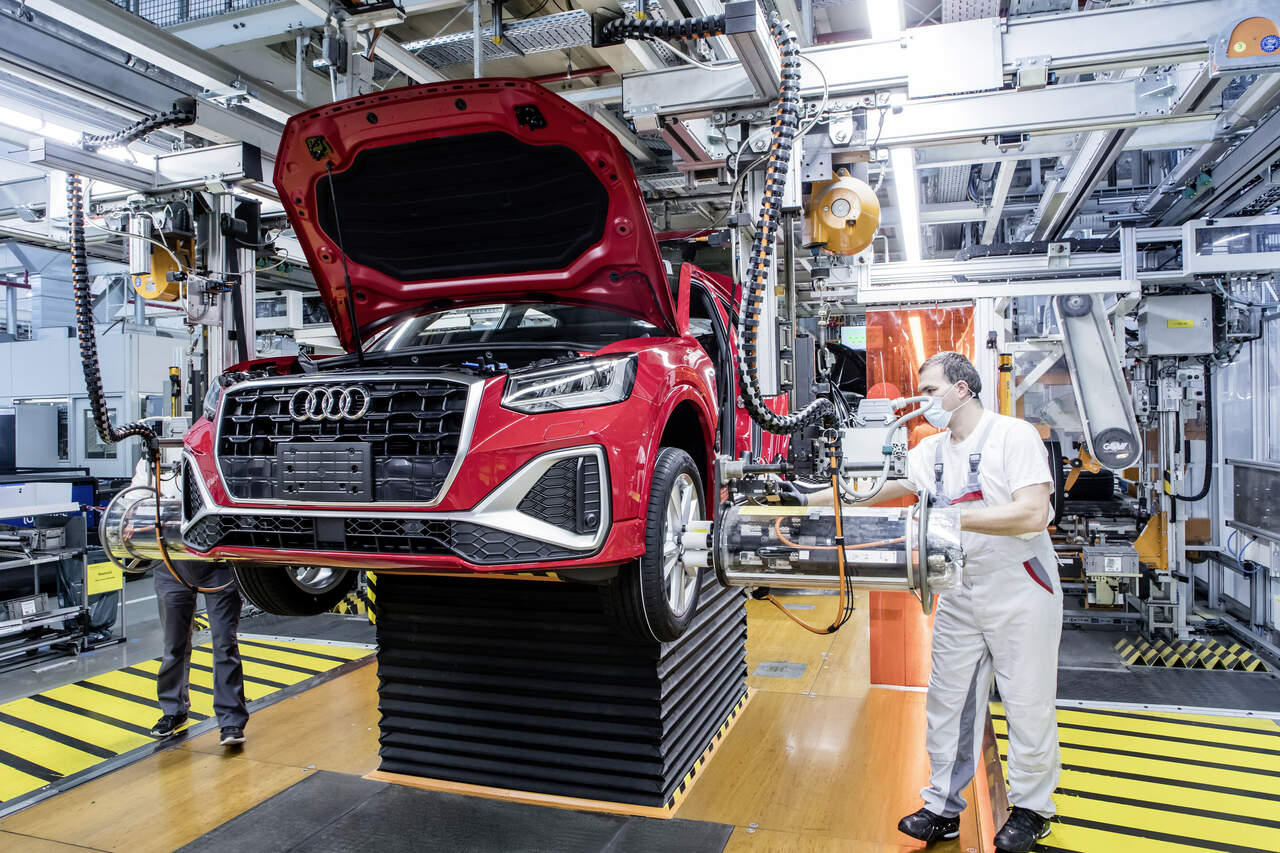Za dużo fabryk, za mało technologii. Europejska motoryzacja ma poważny problem